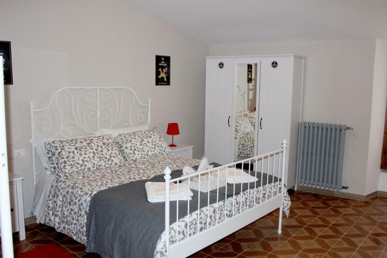 La Sosta Navarra Bed & Beer غوبيو المظهر الخارجي الصورة